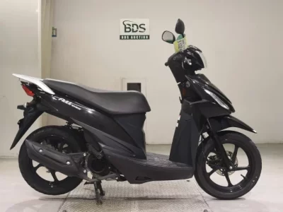 Suzuki ADDRESS110-2