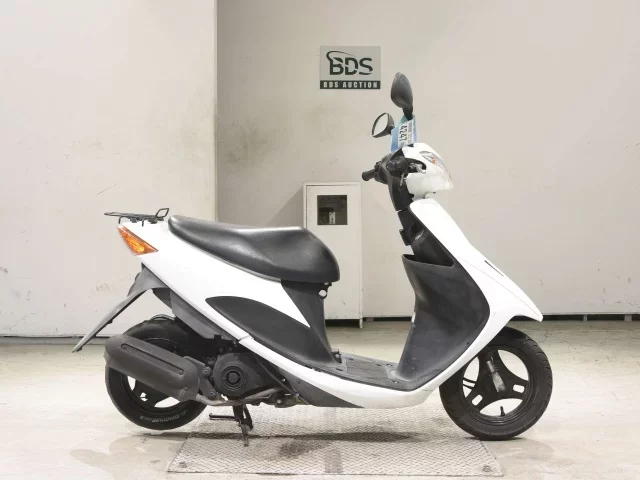 Suzuki ADDRESS V50-3