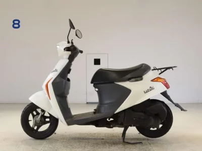 Suzuki LET S5