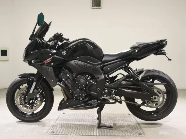 Yamaha FZ-1 FEATHER
