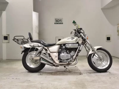 Honda MAGNA 250  с аукциона в Японии
