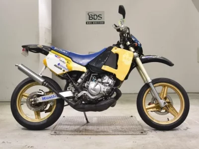 Suzuki TS200R