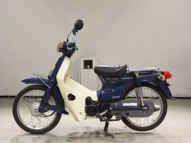Honda C50-E