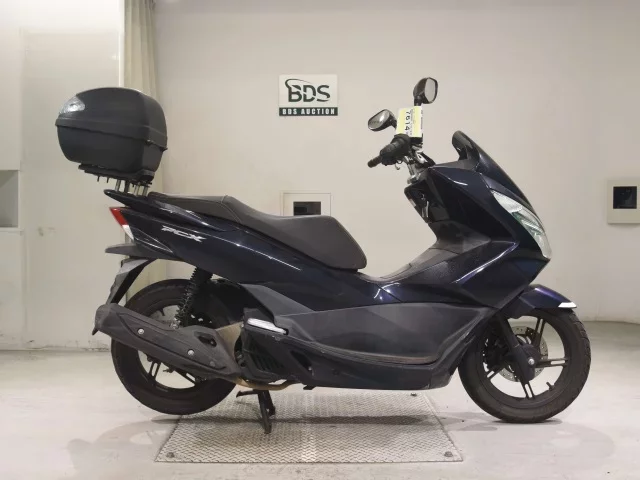 Honda PCX125-2