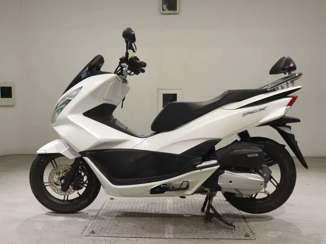 Honda PCX125-2