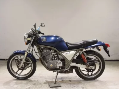 Yamaha SRX400-1