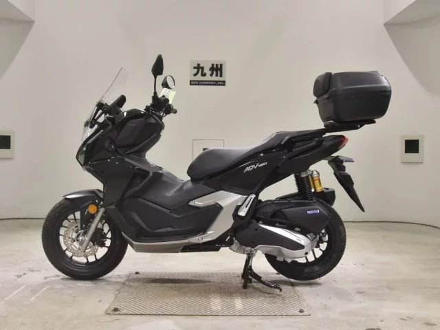 Honda ADV160