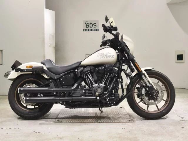 Harley-Davidson HARLEY FXLRS1920 лот № 2673 оценка 5  с аукциона в Японии