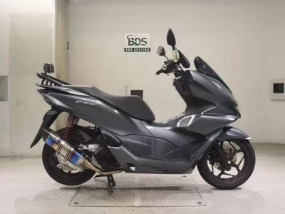 Honda PCX125-4