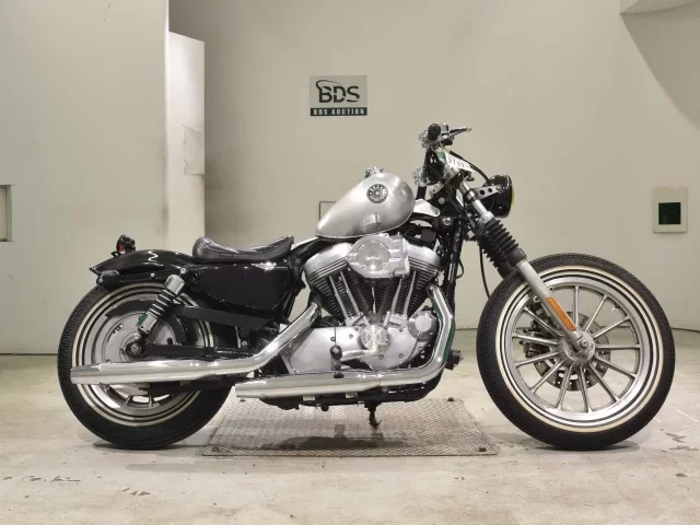 Harley-Davidson HARLEY XL883 лот № 2732 оценка 4  с аукциона в Японии