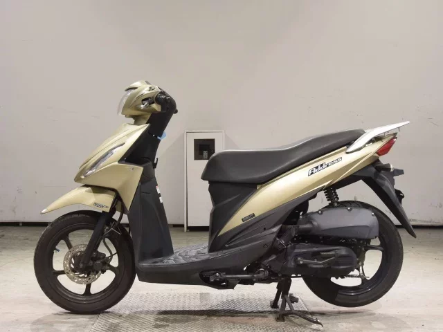 Suzuki ADDRESS110-2