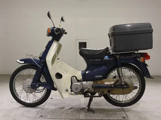 Honda C90