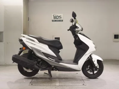 Yamaha CYGNUS 125XSR-3