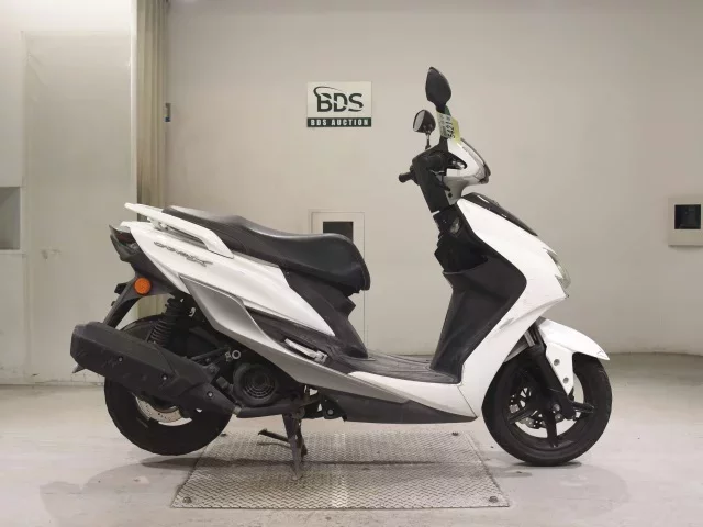 Yamaha CYGNUS 125XSR-3