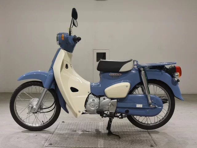 Honda C50-3