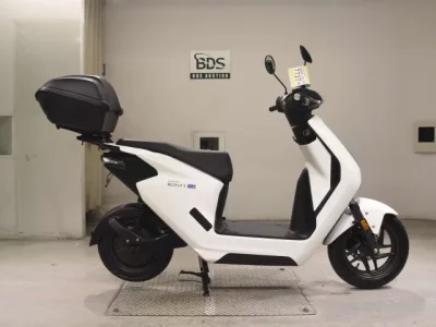 Honda EM1E: