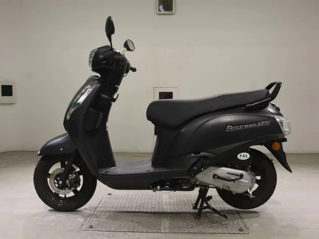 Suzuki ADDRESS 125-2