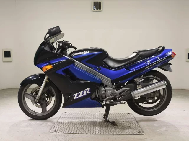 Kawasaki ZZR250