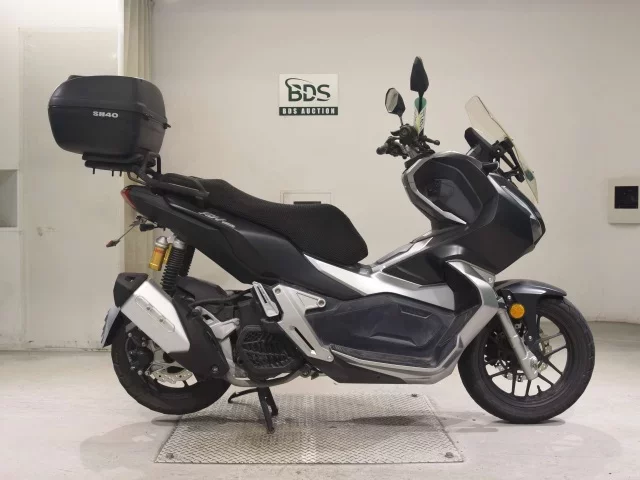 Honda ADV150