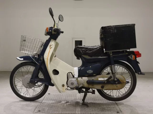 Honda C90
