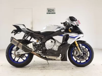Yamaha YZF-R1M SHO LOUIS NOT EQUIPPED
