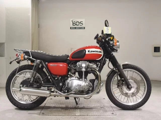 Kawasaki W400 лот № 5202 оценка 4  с аукциона в Японии