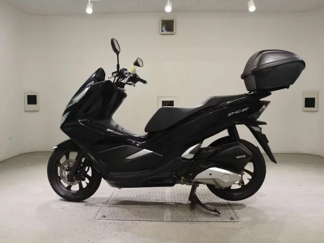 Honda PCX125-3