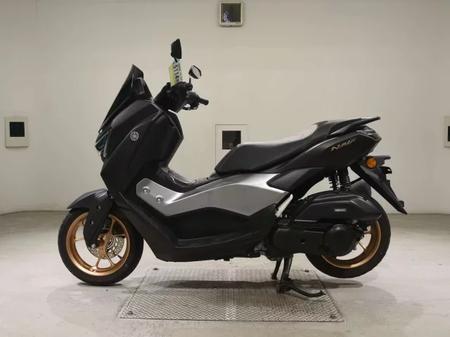 Yamaha NMAX155-3