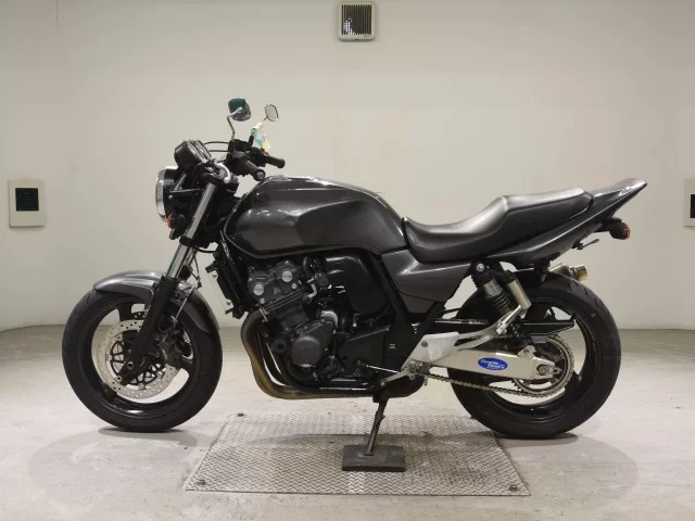 Honda CB400SFV-4