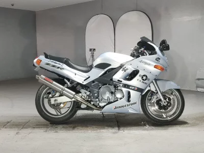 Kawasaki ZZR400