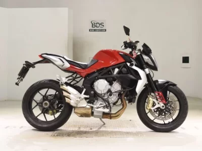 MV Agusta MV AGUSTA BRUTALE 675