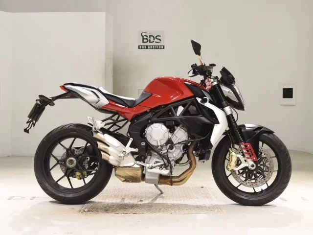 MV Agusta MV AGUSTA BRUTALE 675