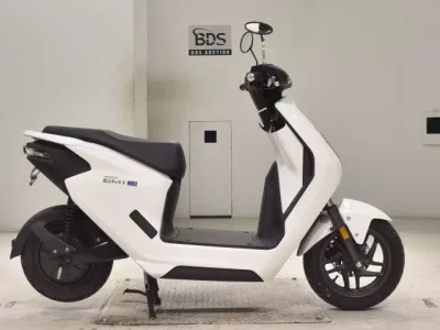 Honda EM1E: