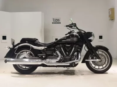 Yamaha XV1900 MIDNIGHT STAR