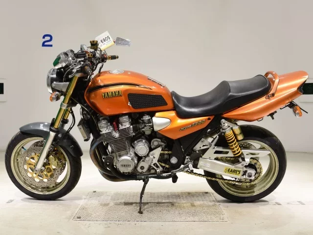 Yamaha XJR1300