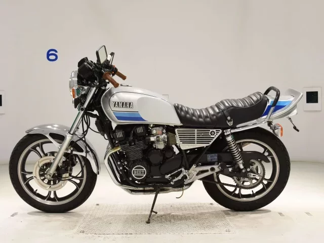 Yamaha XJ400 DIVERSION