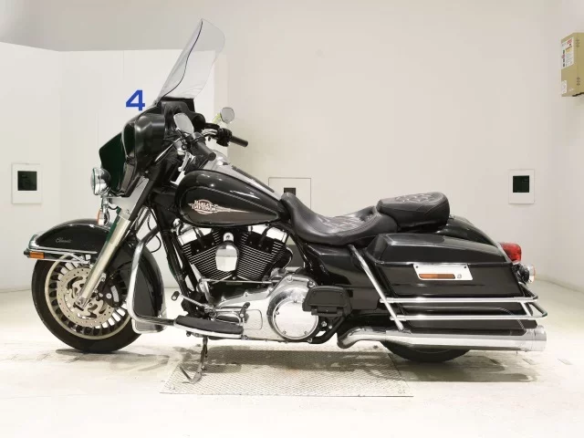Harley-Davidson HARLEY FLHTC1580