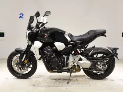 Honda CB1000R-2