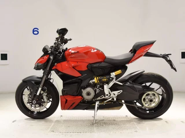 Ducati DUCATI STREET FIGHTER V2