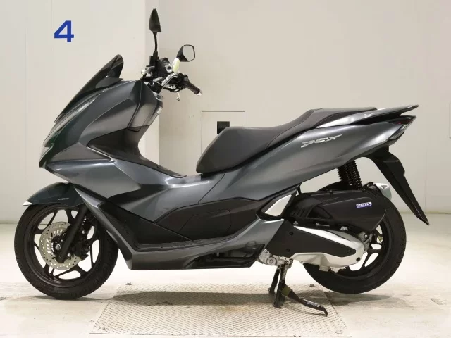Honda PCX125-4