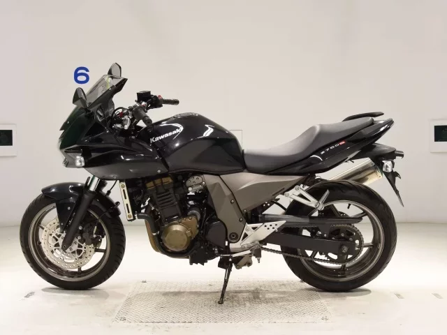 Kawasaki Z750S