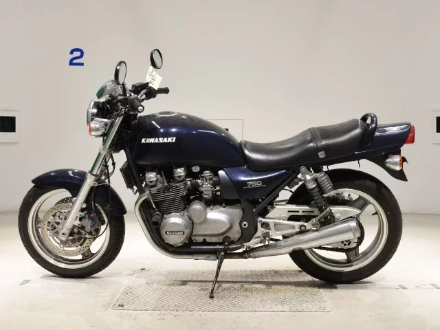 Kawasaki ZEPHYR750