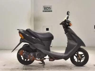 Suzuki LET S2