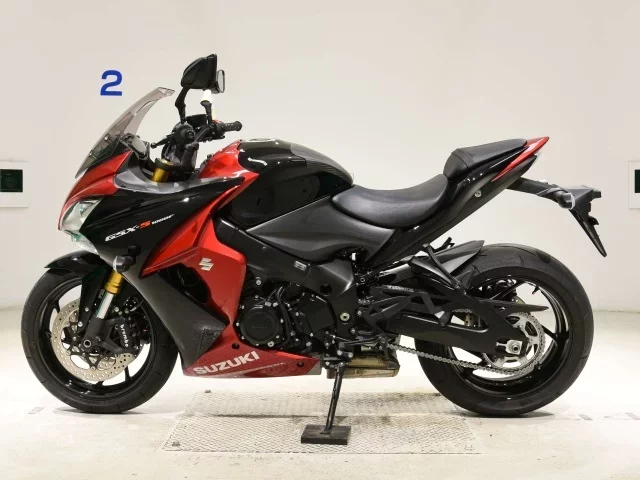 Suzuki GSX-S1000F