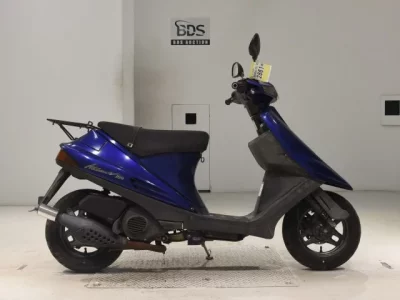 Suzuki ADDRESS V100