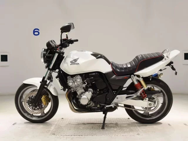 Honda CB400SFV-4