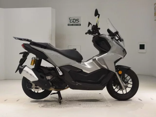 Honda ADV160