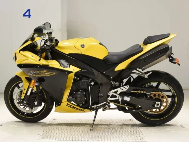 Yamaha YZF-R1