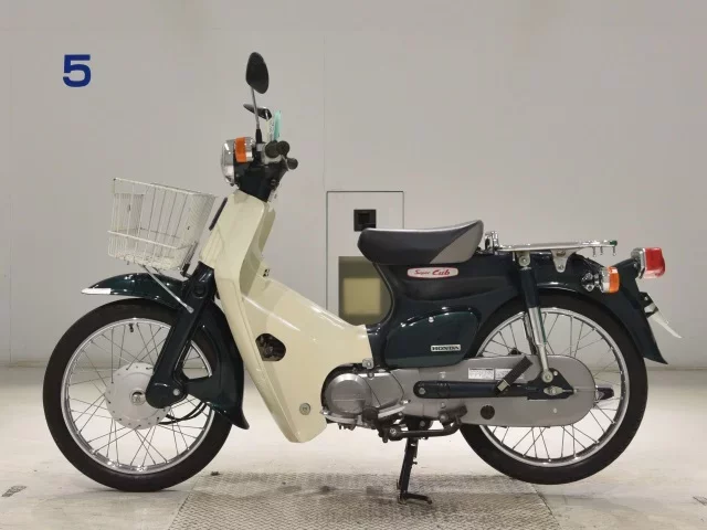 Honda C90