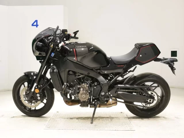 Yamaha XSR900-2
